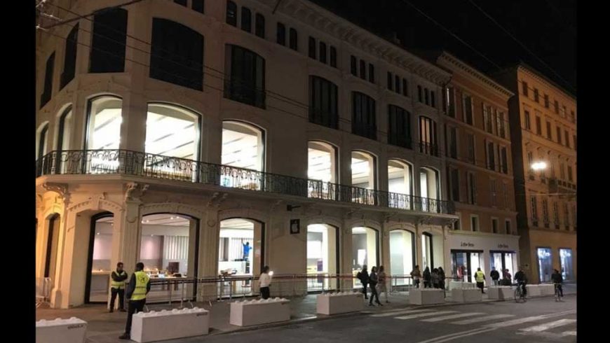 La Repubblica – Bologna.it – Barriere anticedimento davanti all’Apple Store